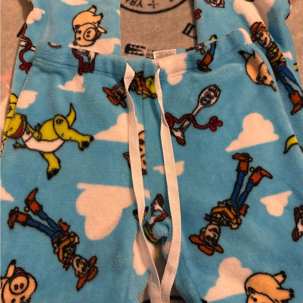 Women’s Toy Story 4 pajama pants size small
